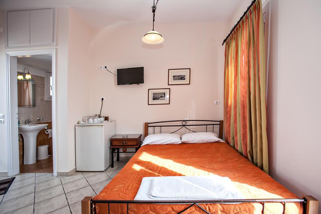 Arxontiko Tinos Exterior foto